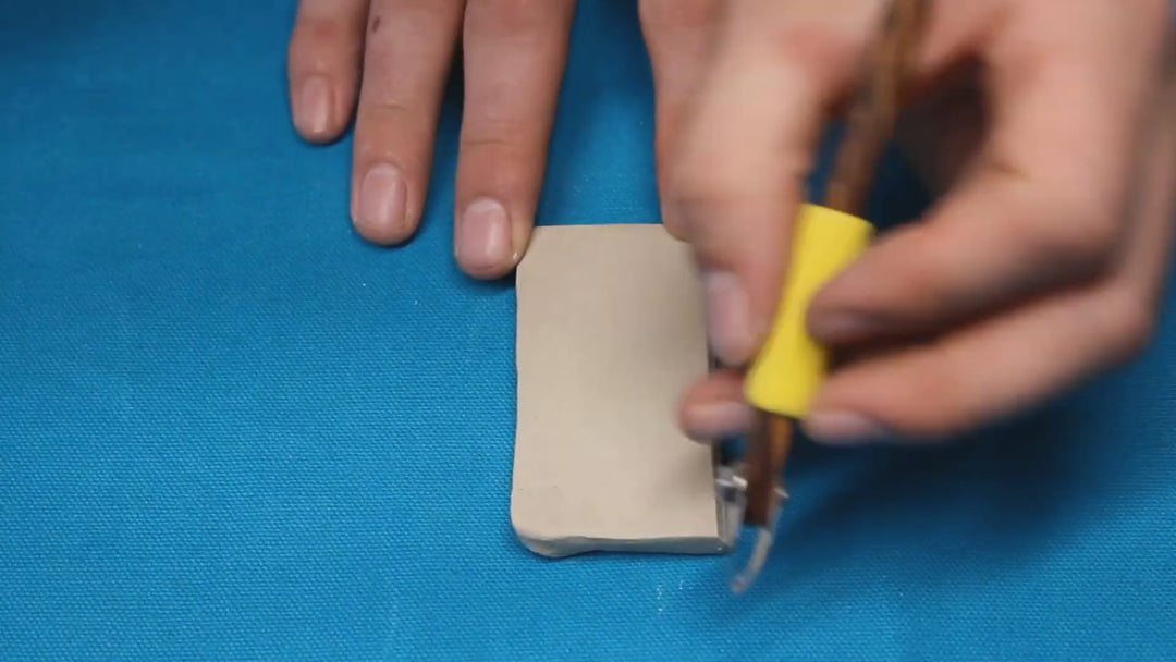 P1 Curved V Tip Carving Tool