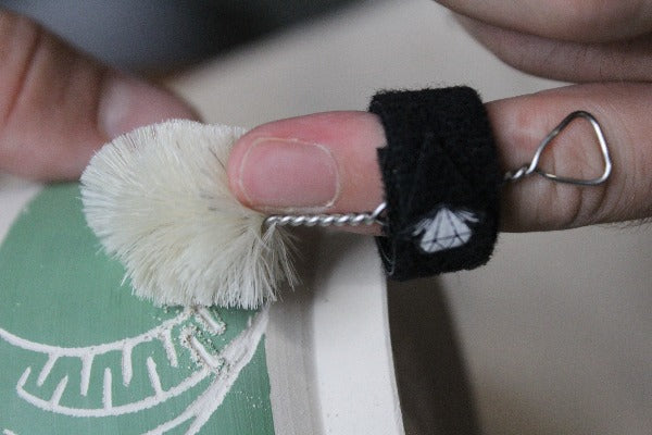 Pottery Finger Brush